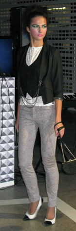 ����� ���