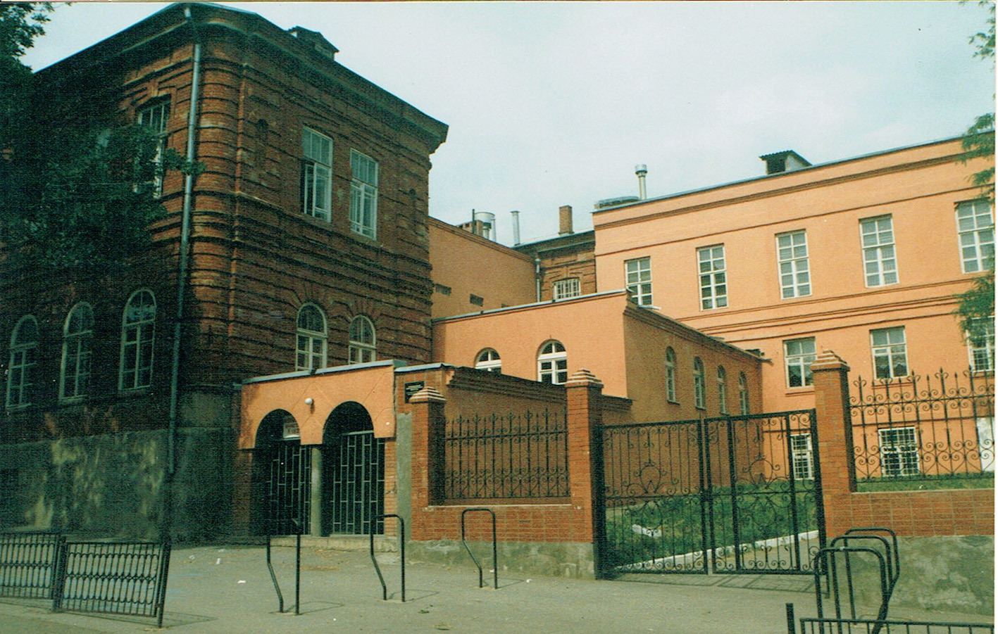 Кадатов М.Г. &laquo;130 лет зданию ростовской средней школы №2&raquo;