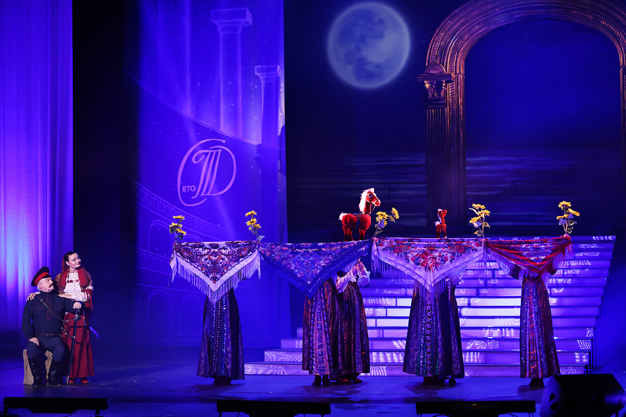 150-летие Союза театральных деятелей России красиво отметили в Ростовском музыкальном театре