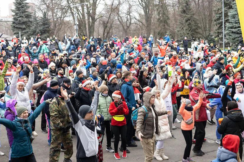Традиционный забег «Побегай 1 января» собрал почти 3 тысячи участников!