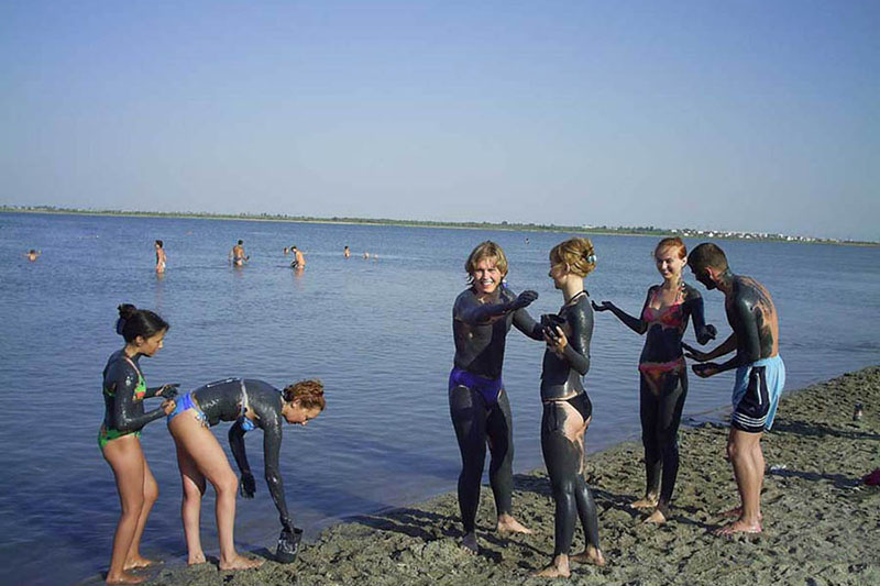 ОТДЫХ В КРЫМУ, в городе Саки, ГОСТЕВОЙ ДОМ «БЕЛЫЙ»
