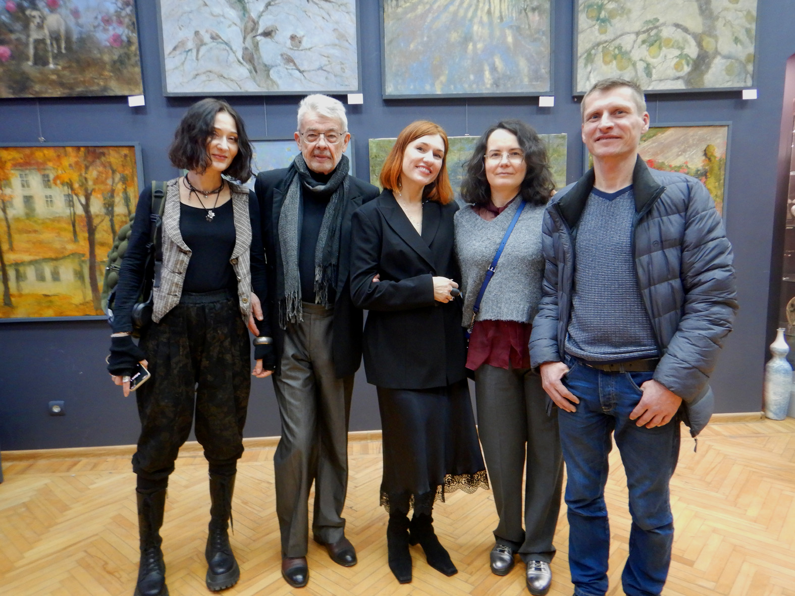 Персональная юбилейная выставка Елены Лапко &laquo;Местами мокрый снег&raquo; в СХР