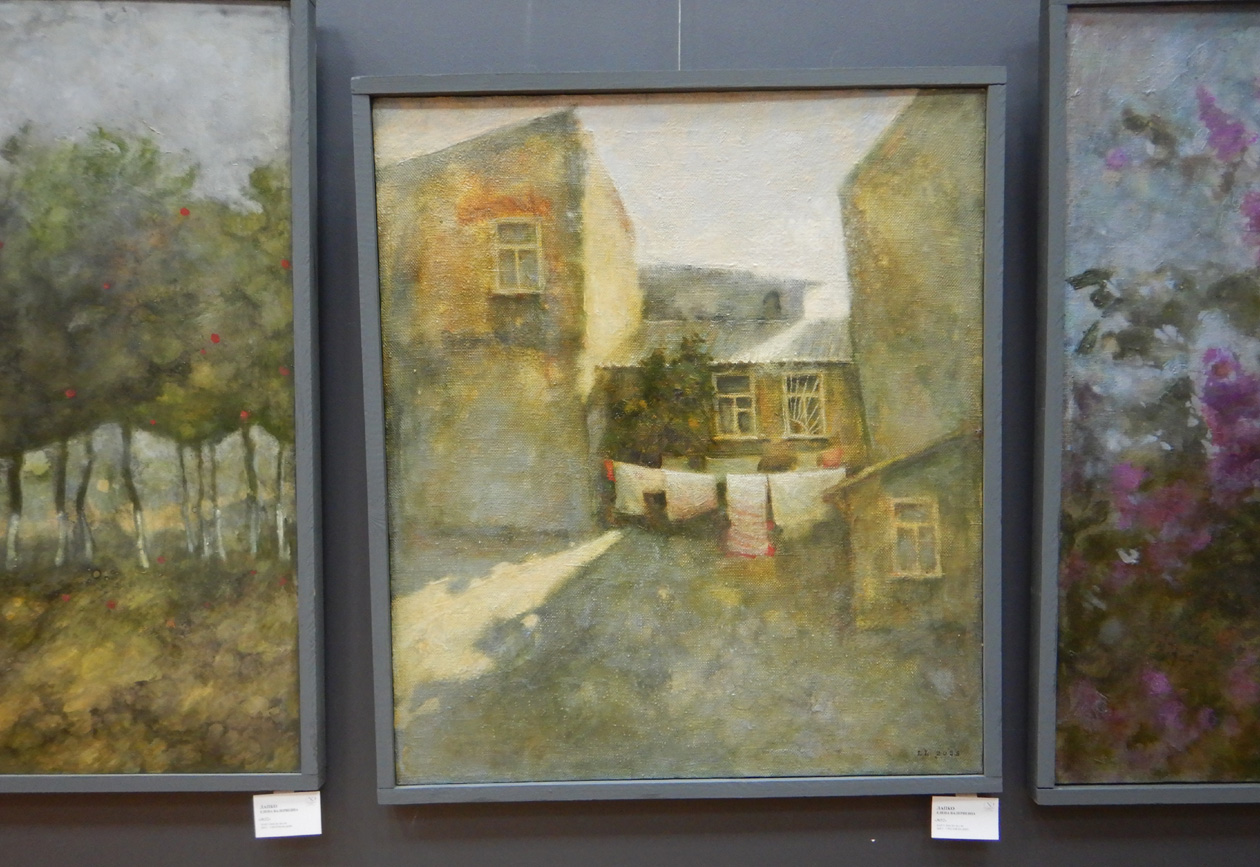 Персональная юбилейная выставка Елены Лапко &laquo;Местами мокрый снег&raquo; в СХР