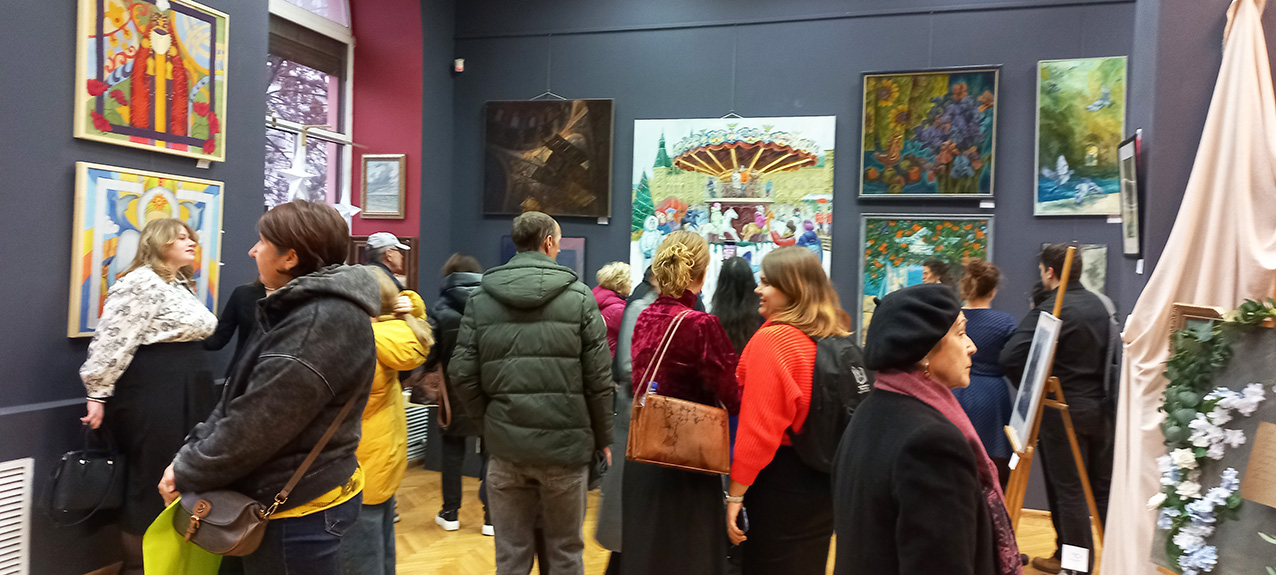 Ежегодная ростовская областная молодежная выставка СХР &laquo;ФОРМА И ЧУВСТВА&raquo;