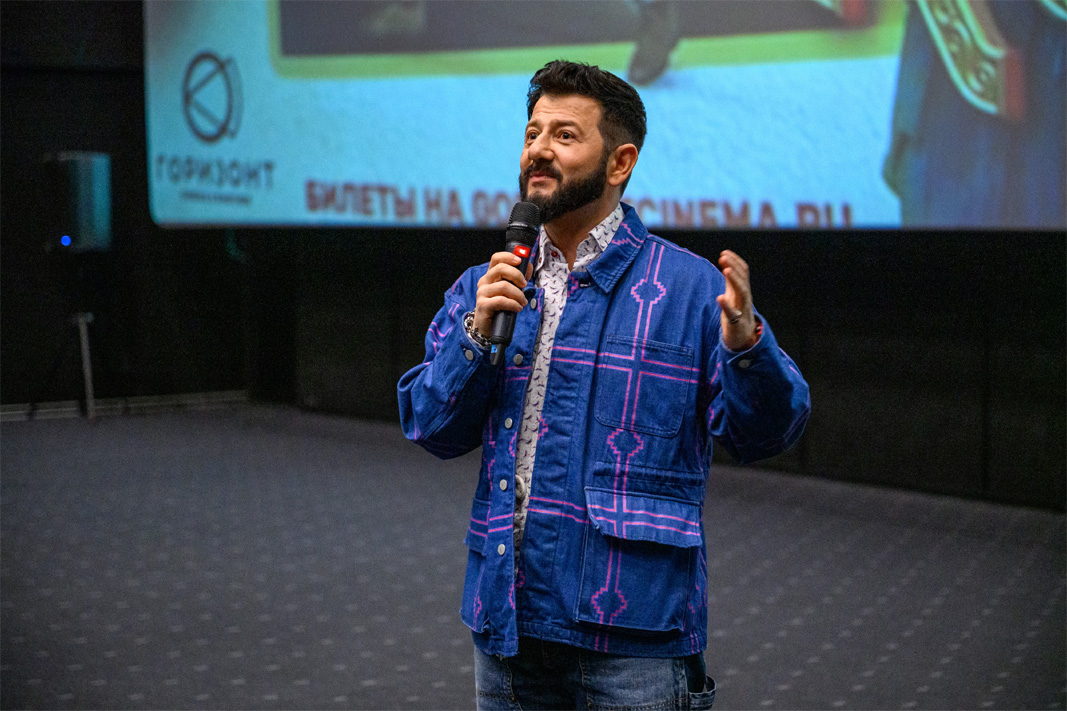 Эксклюзивное интервью с Михаилом Галустяном перед премьерой фильма &laquo;Королёк моей любви&raquo; в Ростове-на-Дону