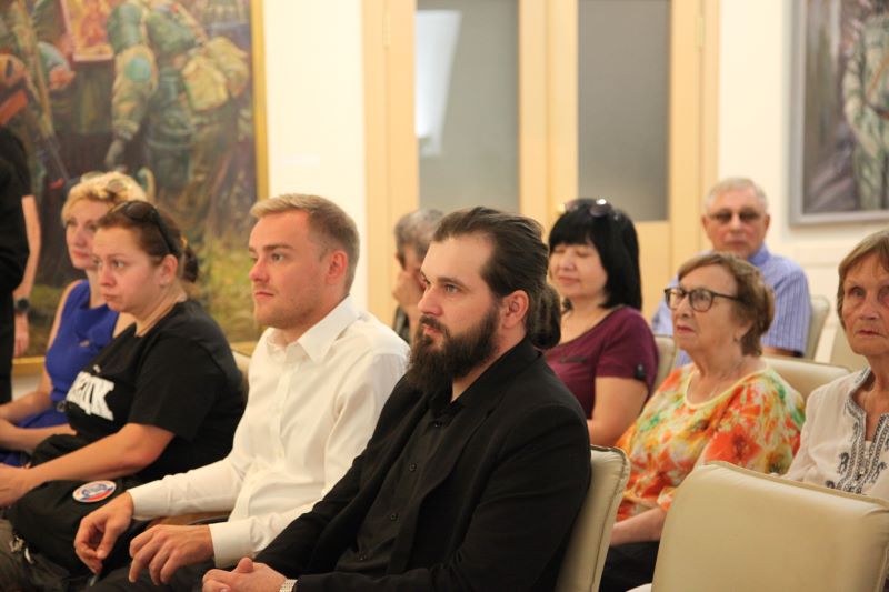 Художественная выставка Максима Фаюстова и Евгения Берули в Шолохов-Центре
