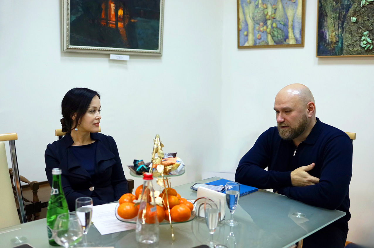 ПРОЕКТ ВСТРЕЧИ В МУЗЕЕ. Современная архитектура ЖК