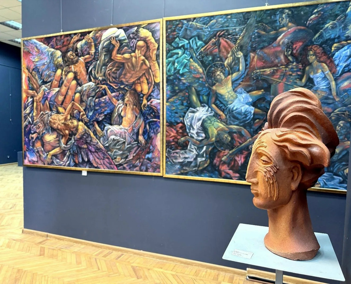 Выставочный проект арт-группы &laquo;КОНТРАСТЫ &ndash; 2026&raquo; &laquo;Естественный интеллект&raquo;