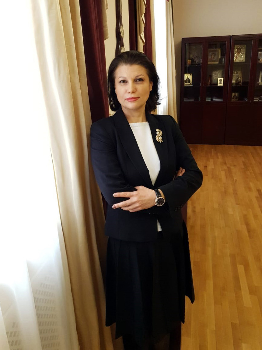Лира Мишнева