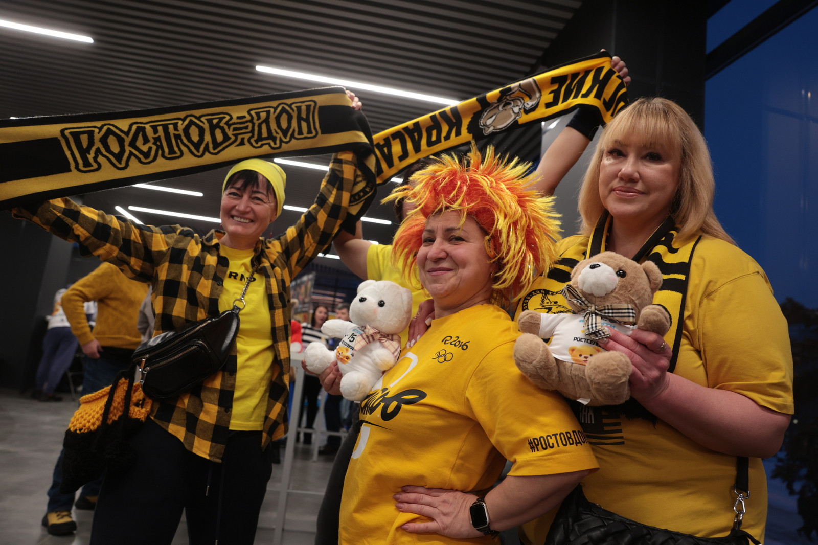 Акция &laquo;Мишкопад&raquo; на гандбольном матче &laquo;Ростов-Дон&raquo; против &laquo;Астраханочки&raquo; собрала более миллиона рублей