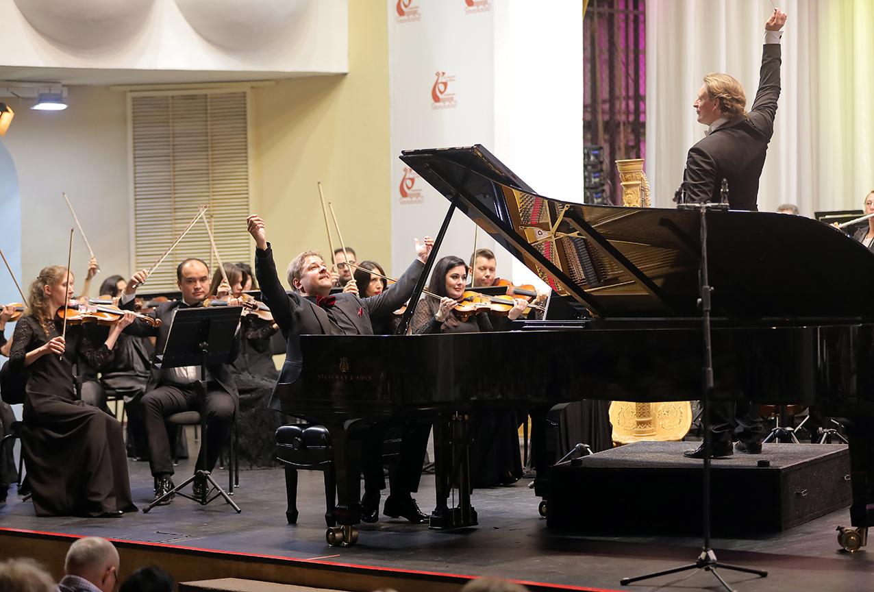 Фееричное открытие симфонического сезона 2023 в Ростове