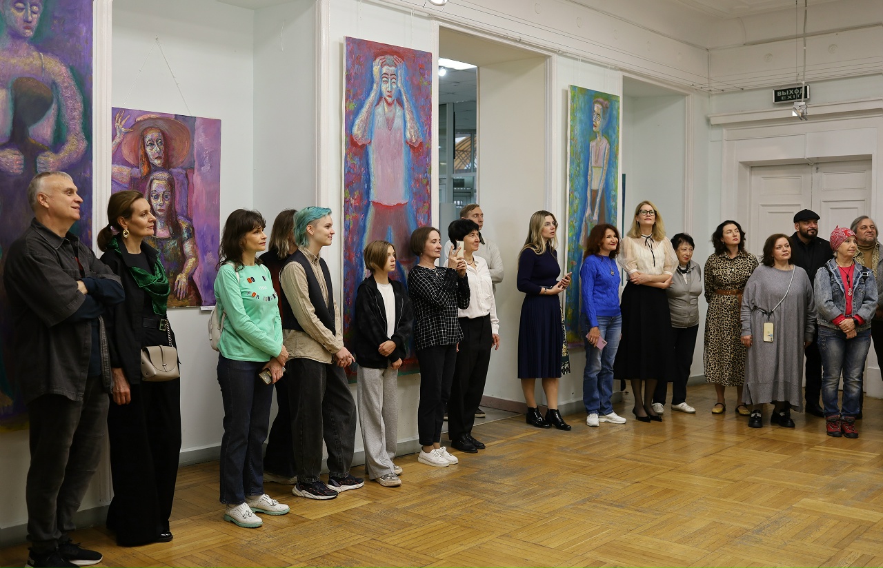 Персональная выставка произведений Вадима Кешерского «Между взглядом и тишиной» в РОМИИ
