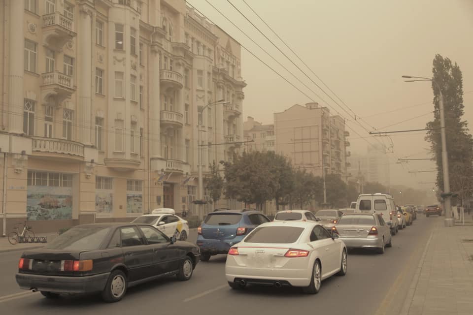 пыльная буря в Ростове
