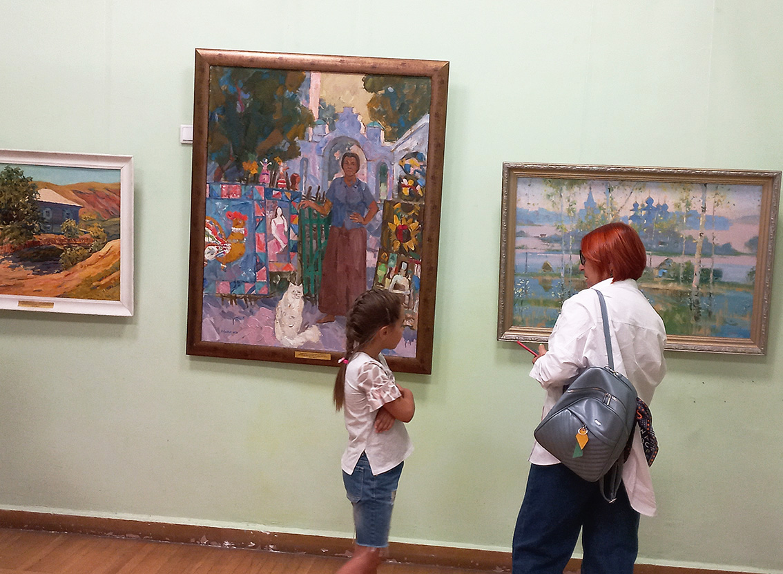 Выставка «С любовью к земле Донской!» в РОМИИ на Чехова, 60