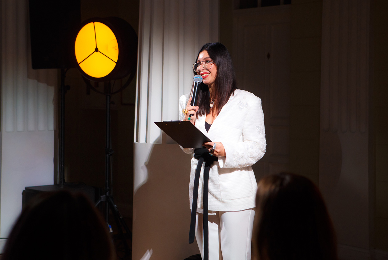 Первый модный показ Южного федерального университета и финал конкурса проектов женской деловой одежды &laquo;Модный ID-код&raquo;