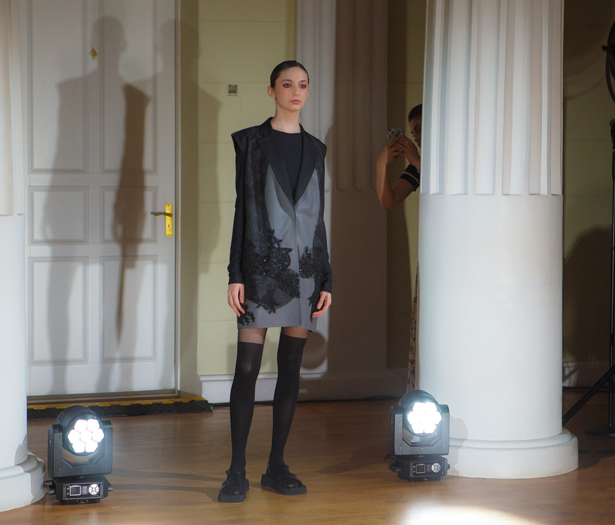 Первый модный показ Южного федерального университета и финал конкурса проектов женской деловой одежды &laquo;Модный ID-код&raquo;