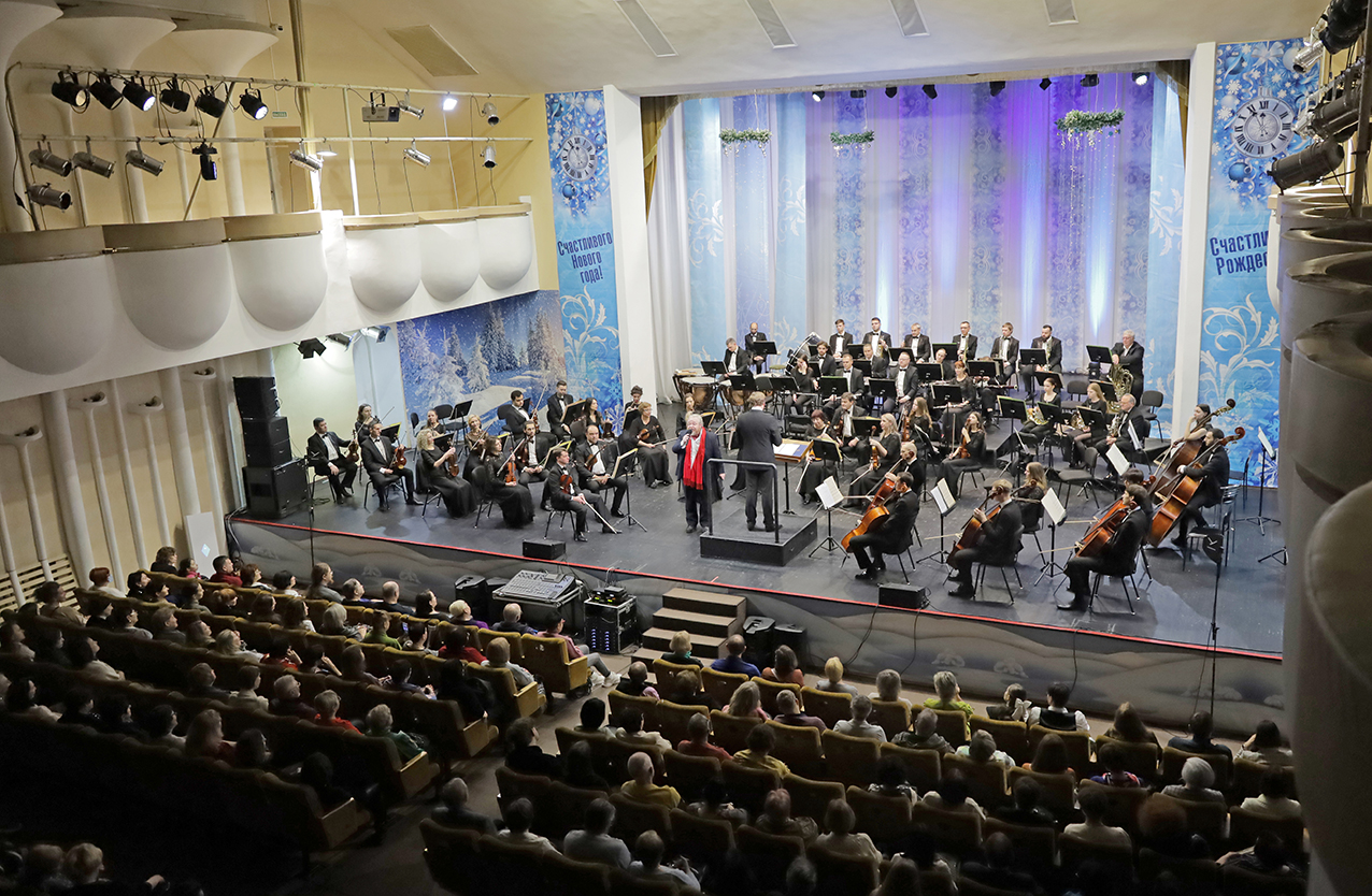 «Сон в зимнюю ночь» в Ростовской филармонии с Артёмом Варгафтиком
