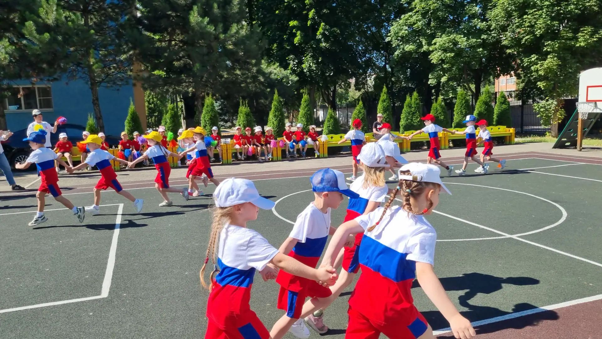 Сила, ловкость и суворовский дух:: в Ростове-на-Дону прошла II Детская Спартакиада