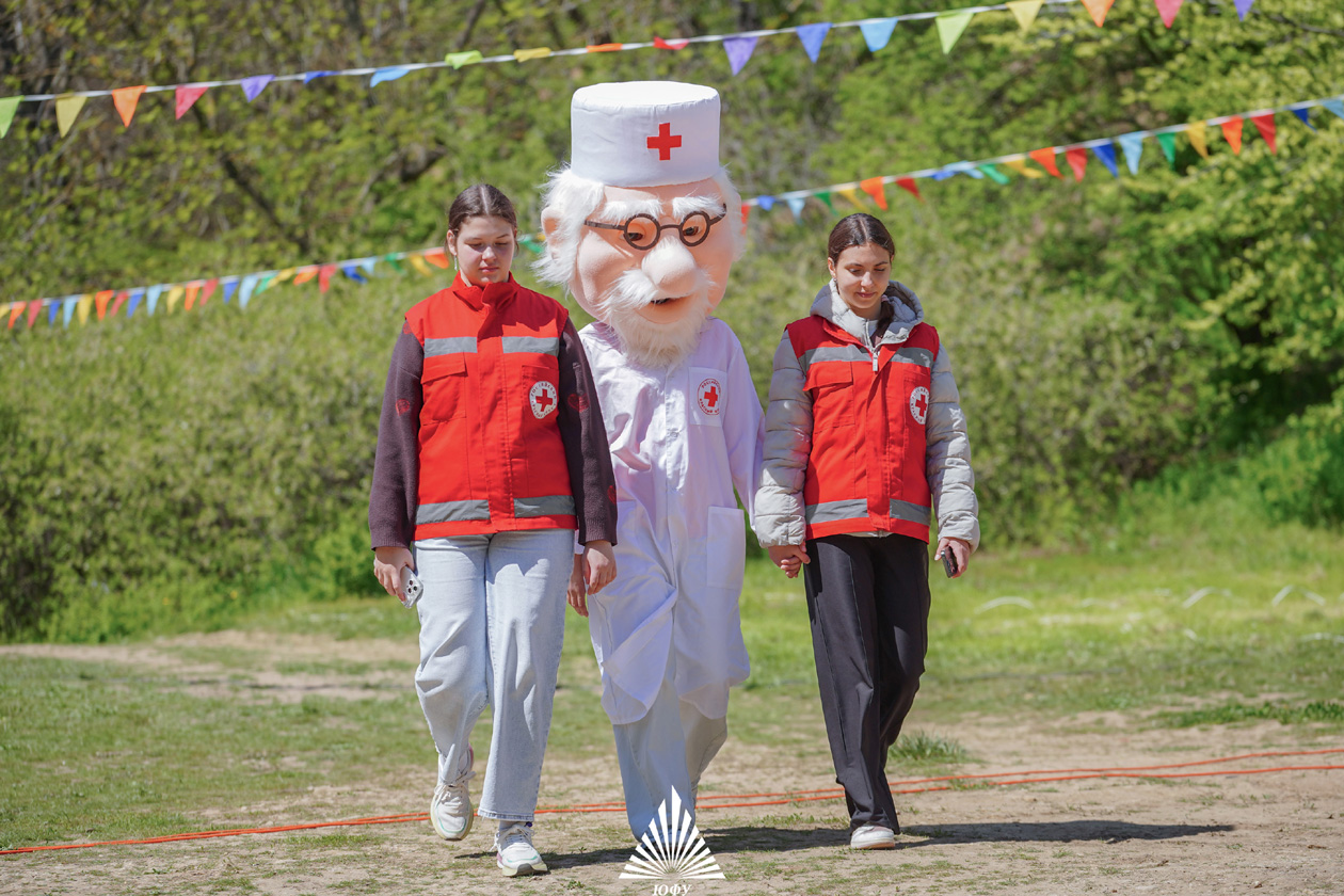 Субботник, экофестиваль и праздник студенческих семей в Ботсаду ЮФУ