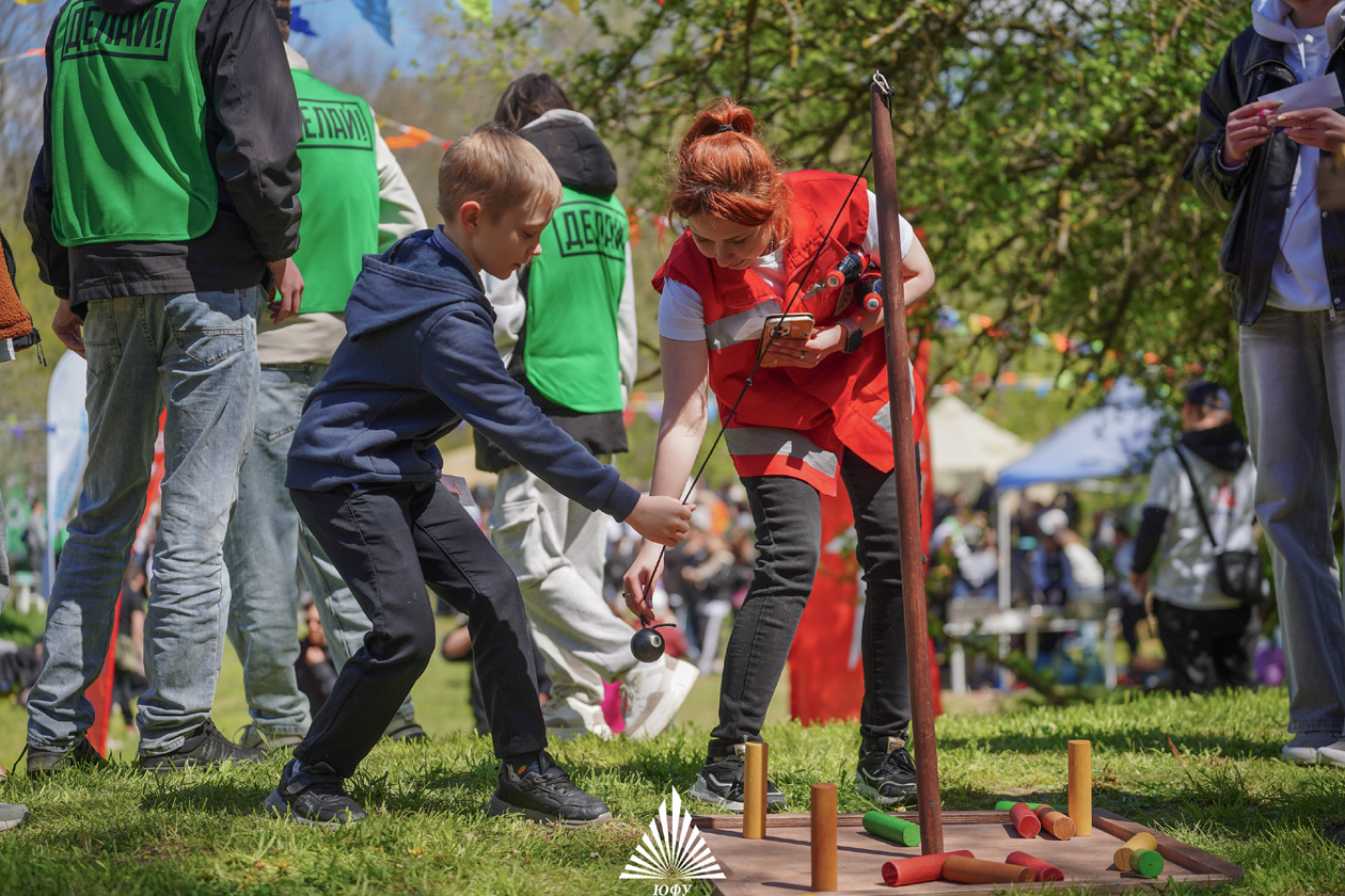 Субботник, экофестиваль и праздник студенческих семей в Ботсаду ЮФУ