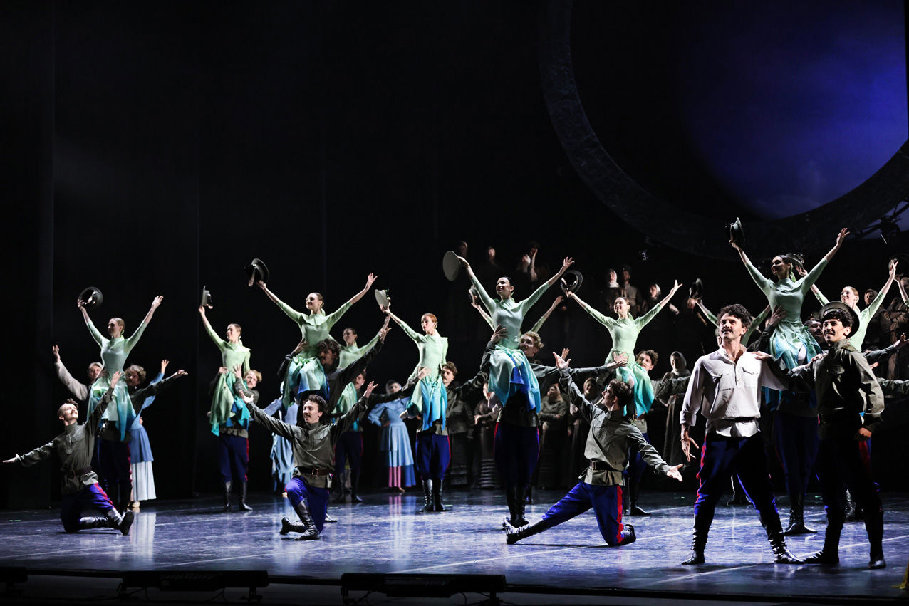 &laquo;В годину смуты и разврата не осудите, братья, брата&hellip;&raquo; Музыкально-хореографическая драма Л. Клиничева &laquo;Тихий Дон. Мелехов&raquo;