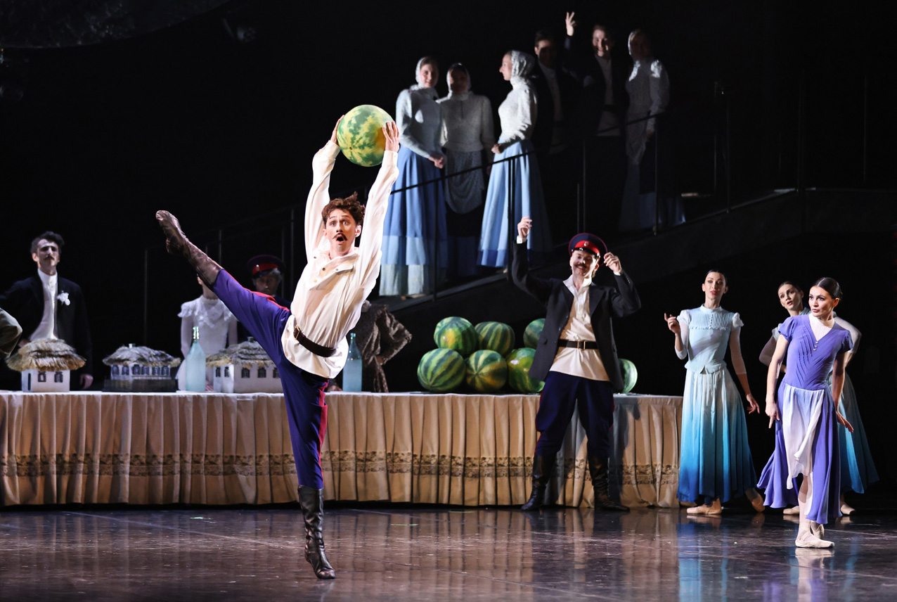 &laquo;В годину смуты и разврата не осудите, братья, брата&hellip;&raquo; Музыкально-хореографическая драма Л. Клиничева &laquo;Тихий Дон. Мелехов&raquo;