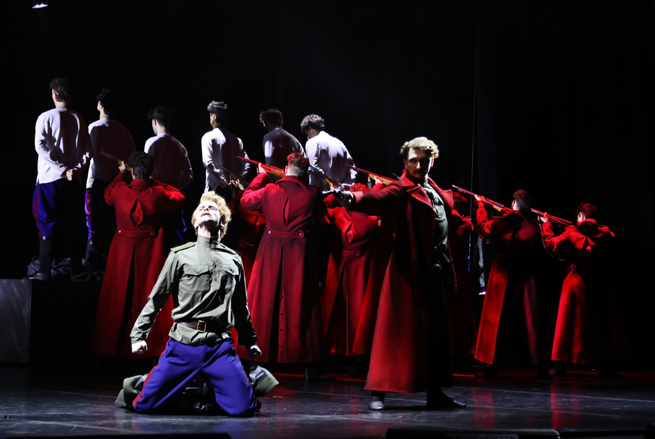 &laquo;В годину смуты и разврата не осудите, братья, брата&hellip;&raquo; Музыкально-хореографическая драма Л. Клиничева &laquo;Тихий Дон. Мелехов&raquo;