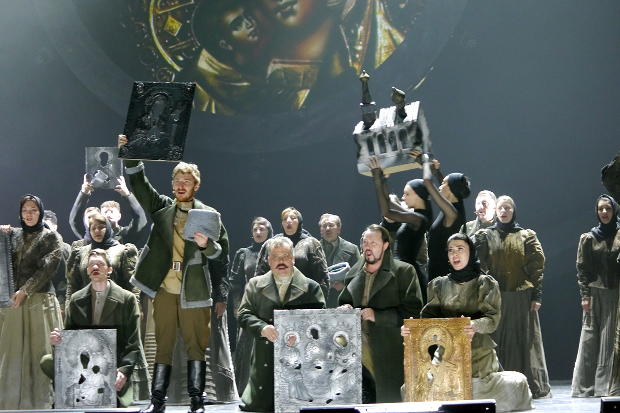 &laquo;В годину смуты и разврата не осудите, братья, брата&hellip;&raquo; Музыкально-хореографическая драма Л. Клиничева &laquo;Тихий Дон. Мелехов&raquo;