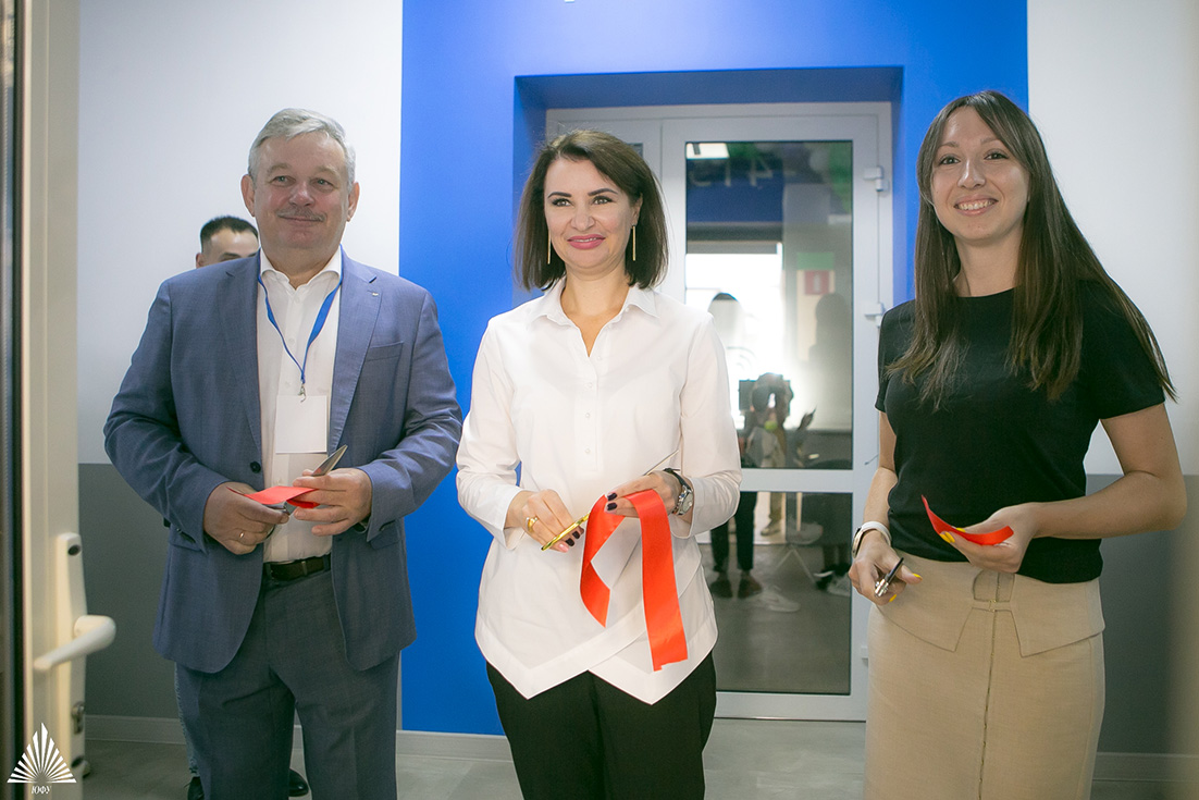 В ЮФУ открыли новую IT-лабораторию IBS Dunice