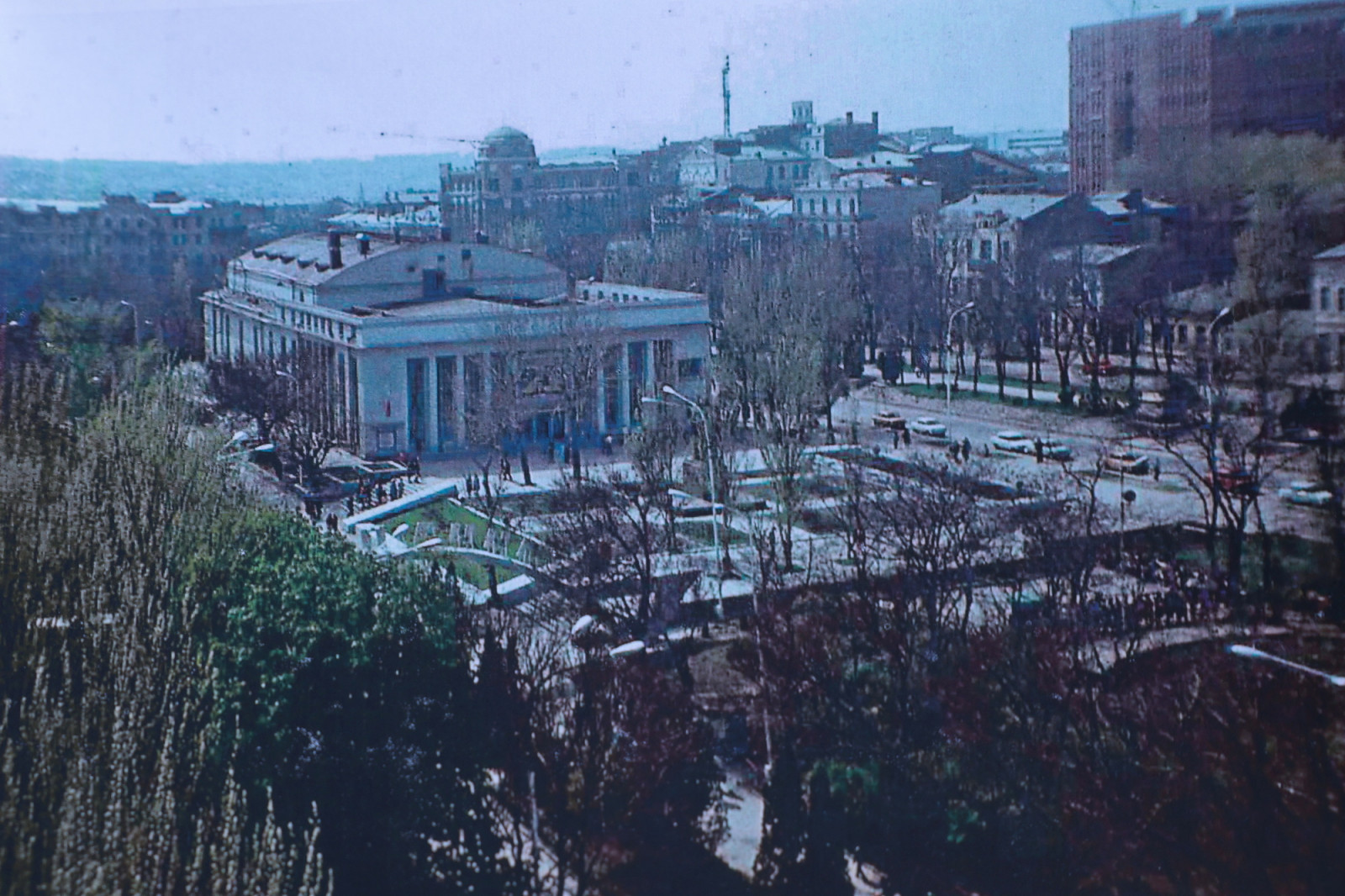 Кинотеатр РОССИЯ будет восстановлен, а парки Горького и Строителей реконструированы