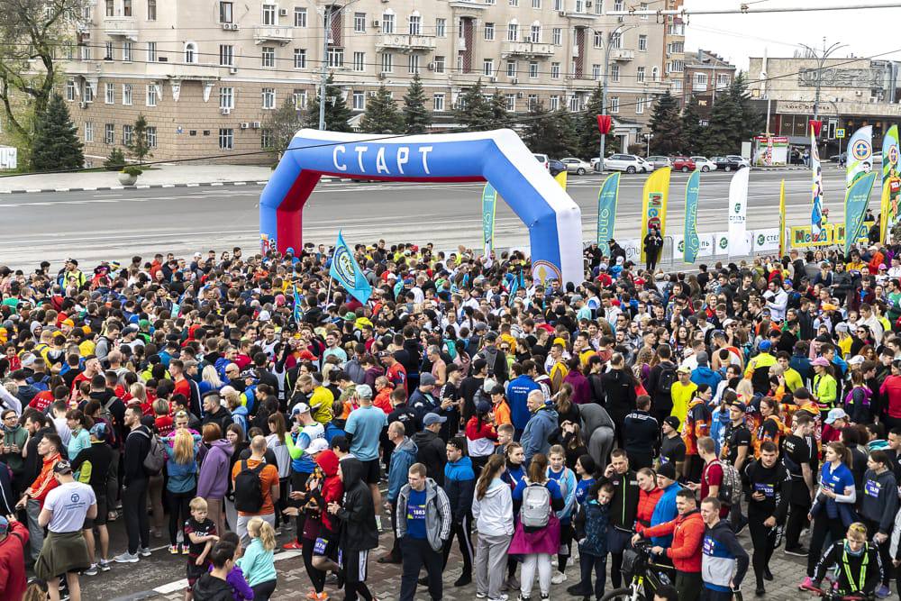 На легкоатлетический пробег «Ростовское кольцо» пришли более 3 тысяч человек!